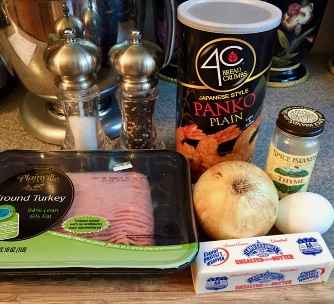 Grape jelly meatball ingredients.