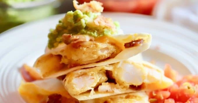 Easy Shrimp Quesadillas with Bacon Recipe | gritsandpinecones.com