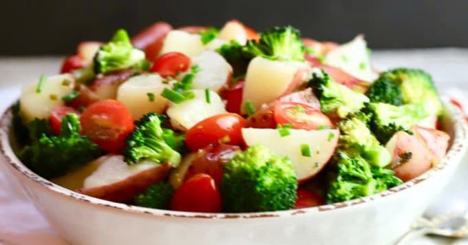 Potato Broccoli Salad with Vinaigrette | gritsandpinecones.com