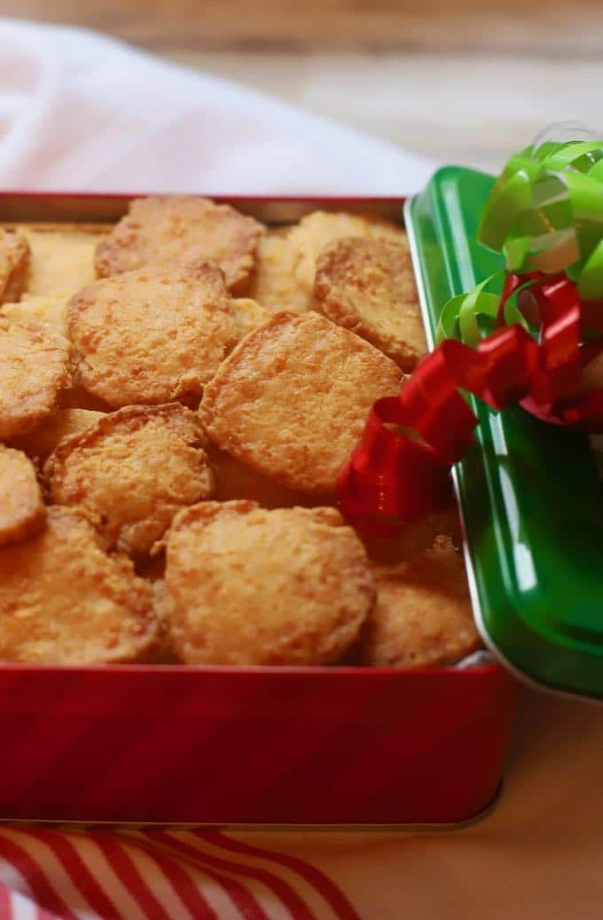 Crispy Cheesy Southern Cheese Crackers makes a great edible homemade Christmas gift