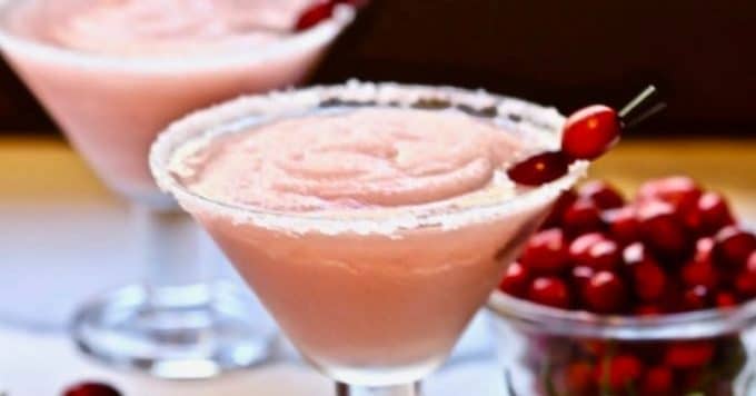 The Best Frozen Cranberry Margarita Reciipe | gritsandpinecones.com