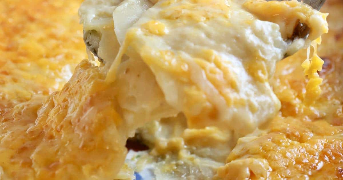 Easy Southern Cheesy Scalloped Potatoes Recipe | gritsandpinecones.com