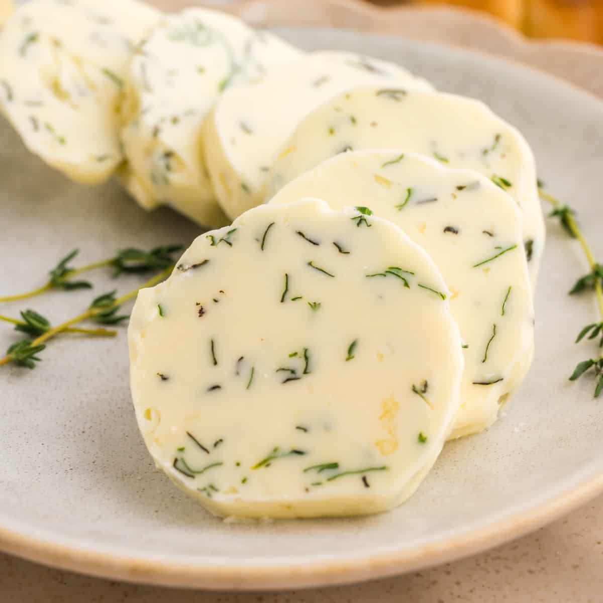 Easy Garlic Herb Butter, 5 minutes!